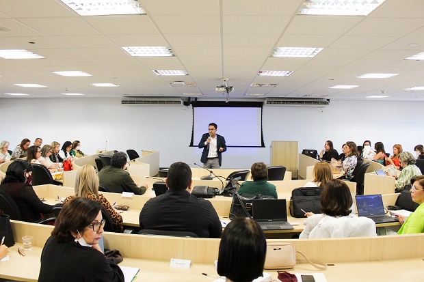 Secretaria de Educação promove reunião gerencial com os 47 superintendentes regionais de ensino de Minas