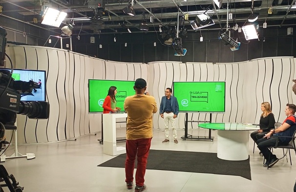 Secretário de Educação realiza visitas técnicas na Escola de Formação e Rede Minas