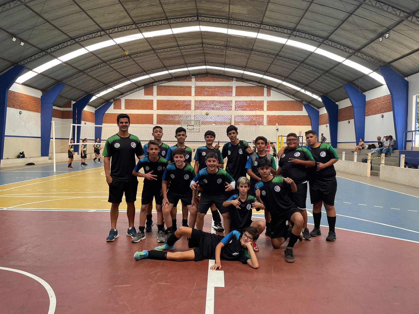 Equipe de estudantes-atletas de Belo Horizonte representam Minas Gerais na  modalidade de futsal Jogos Escolares Brasileiros 2023