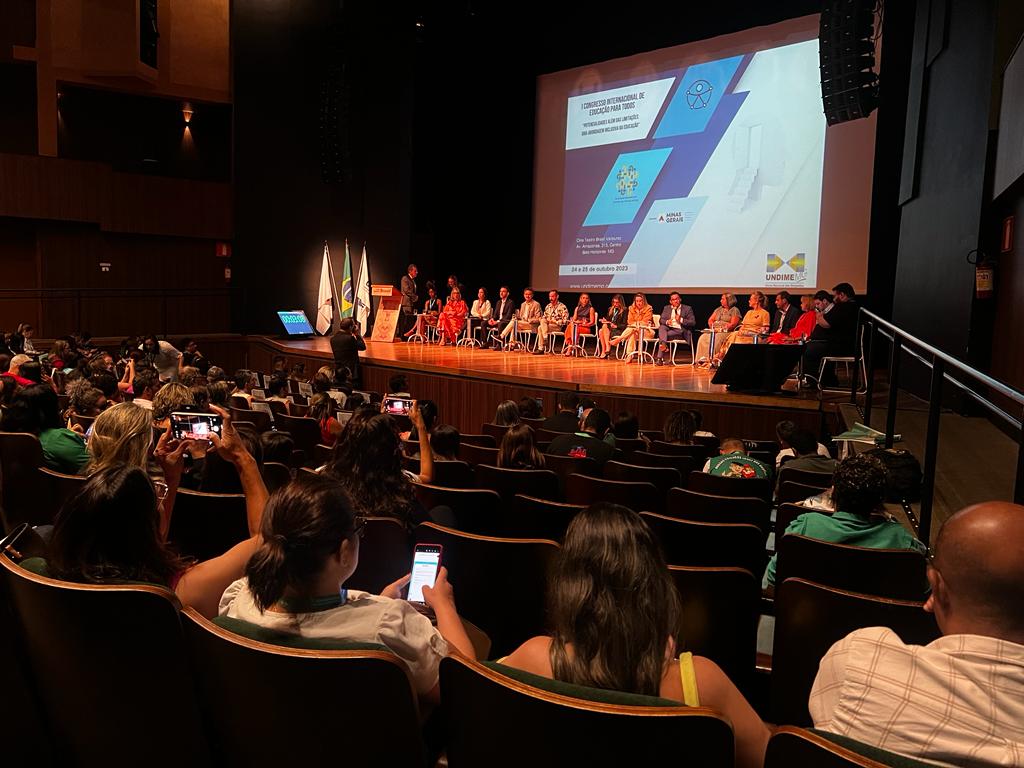 I Congresso Internacional Educação para Todos discute educação especial e inclusiva para autistas e pessoas com deficiência