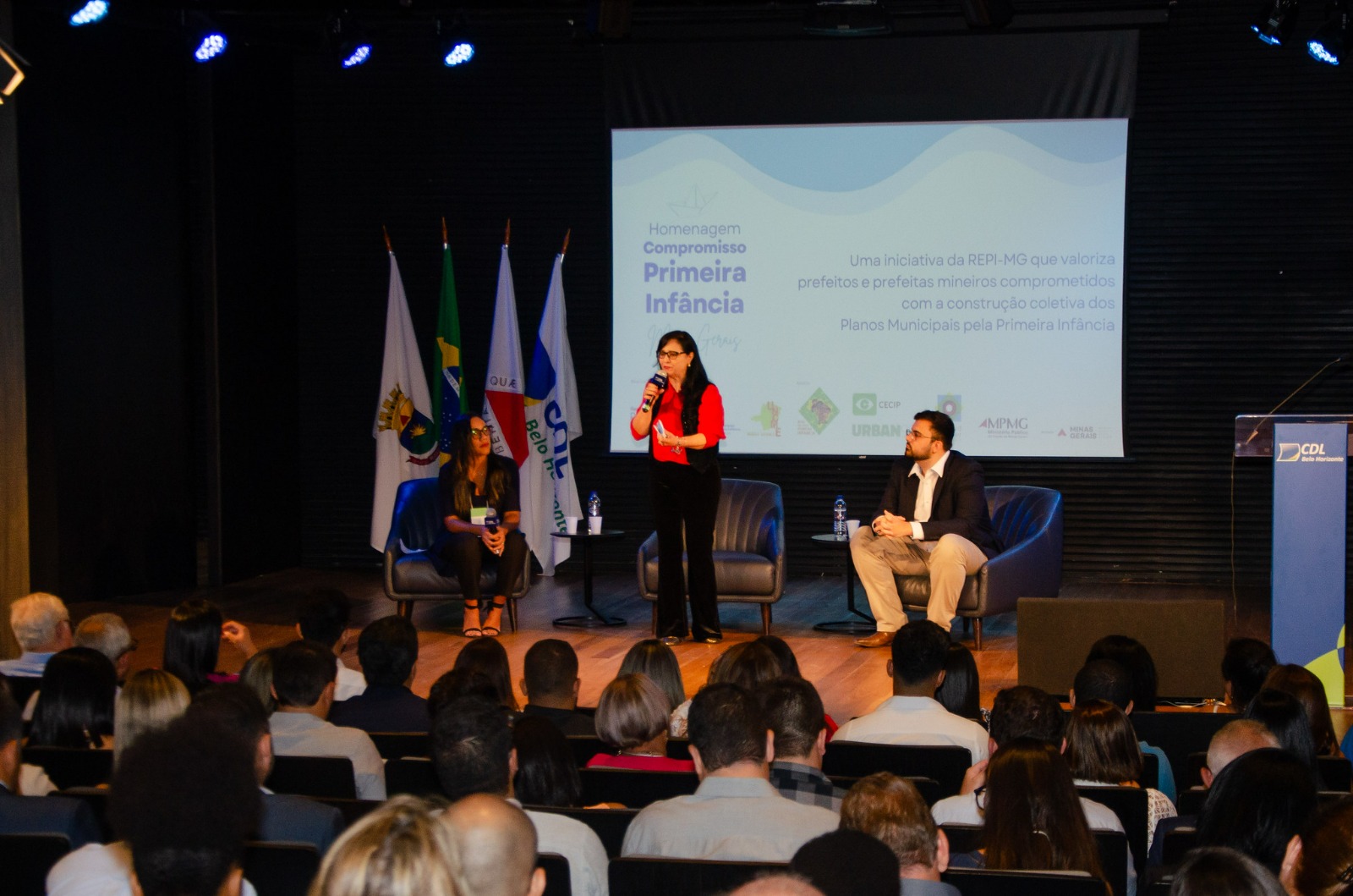 Com participação da Secretaria de Educação, prefeitos mineiros recebem a homenagem “Compromisso Primeira Infância”