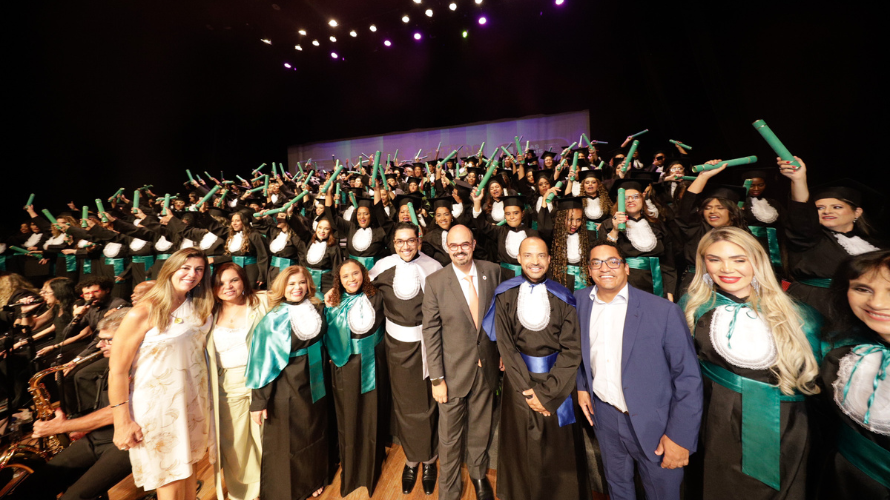 Governo de Minas forma 126 estudantes de curso Técnico em Podologia do Trilhas de Futuro