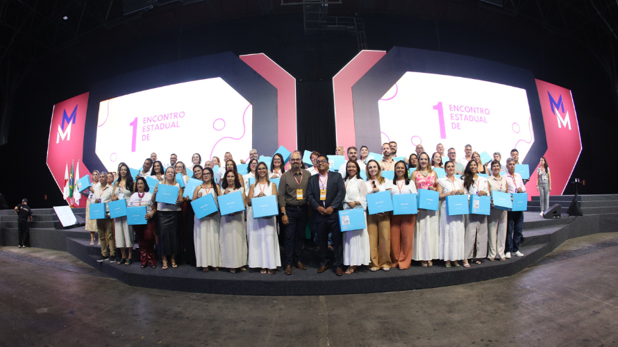 Governo de Minas vai entregar Chromebooks para mais de 3 mil diretores de escolas estaduais