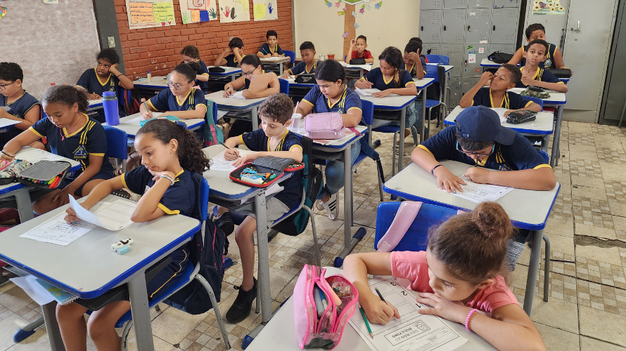 Governo de Minas promove formação para prevenir a violência nas escolas e fomentar a cultura de paz