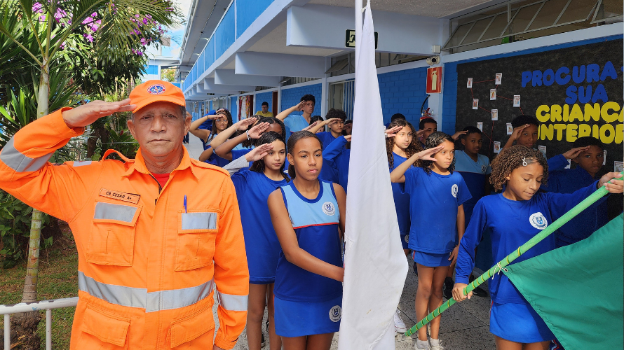 Governo de Minas consulta comunidade escolar para possível ampliação das Escolas Cívico-Militares