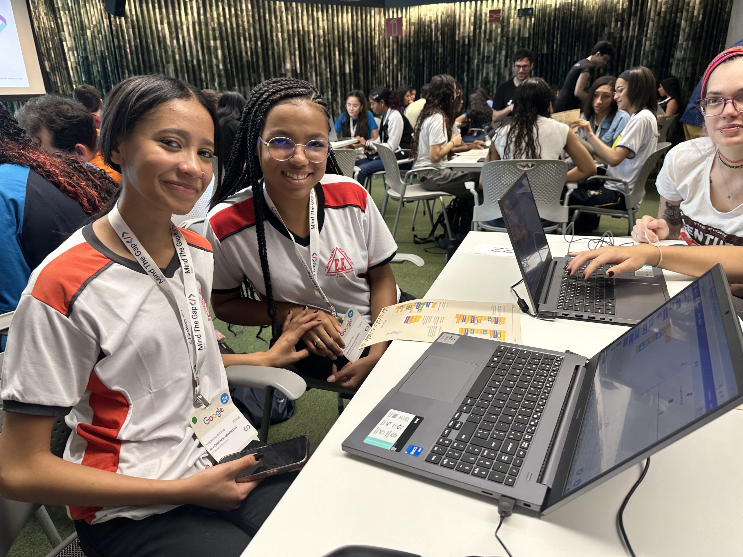 Mind the Gap aproxima alunas da rede estadual de carreiras nas áreas de Ciências, Tecnologia, Engenharia e Matemática