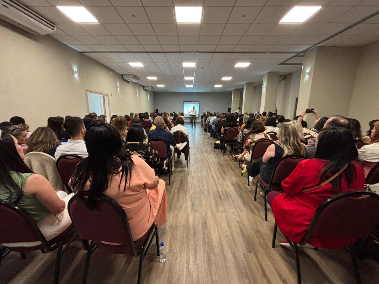 Encontro com equipes das Superintendências Regionais de Ensino reforça foco na aprendizagem 