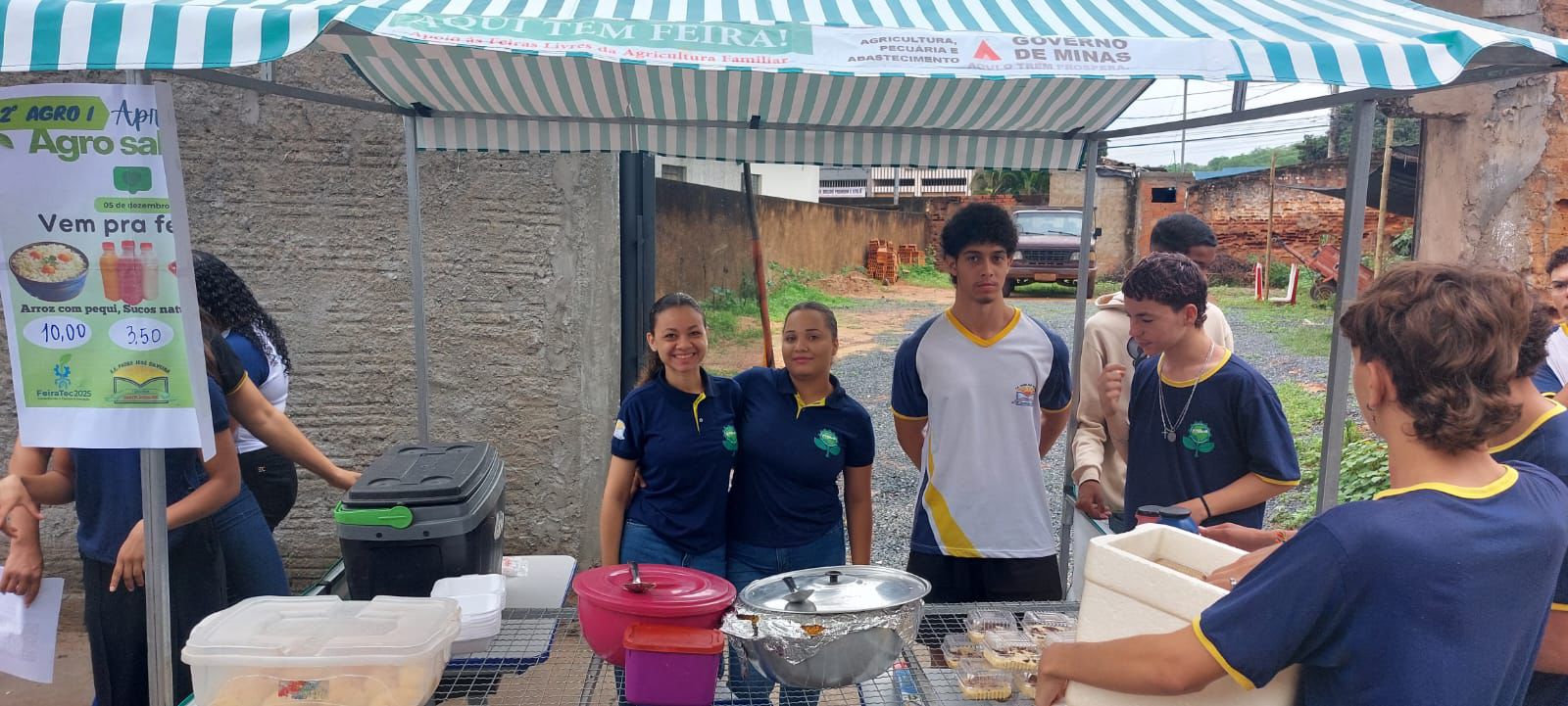 Escola estadual promove feira que integra agronegócio e tecnologia