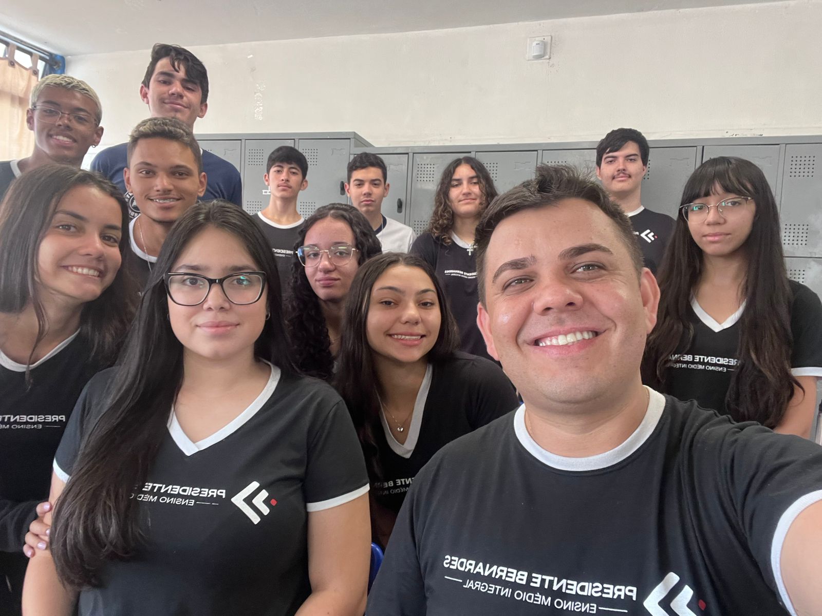 Estudantes de escola estadual de Minas Gerais representarão o Brasil em olimpíada internacional de Matemática na Tailândia