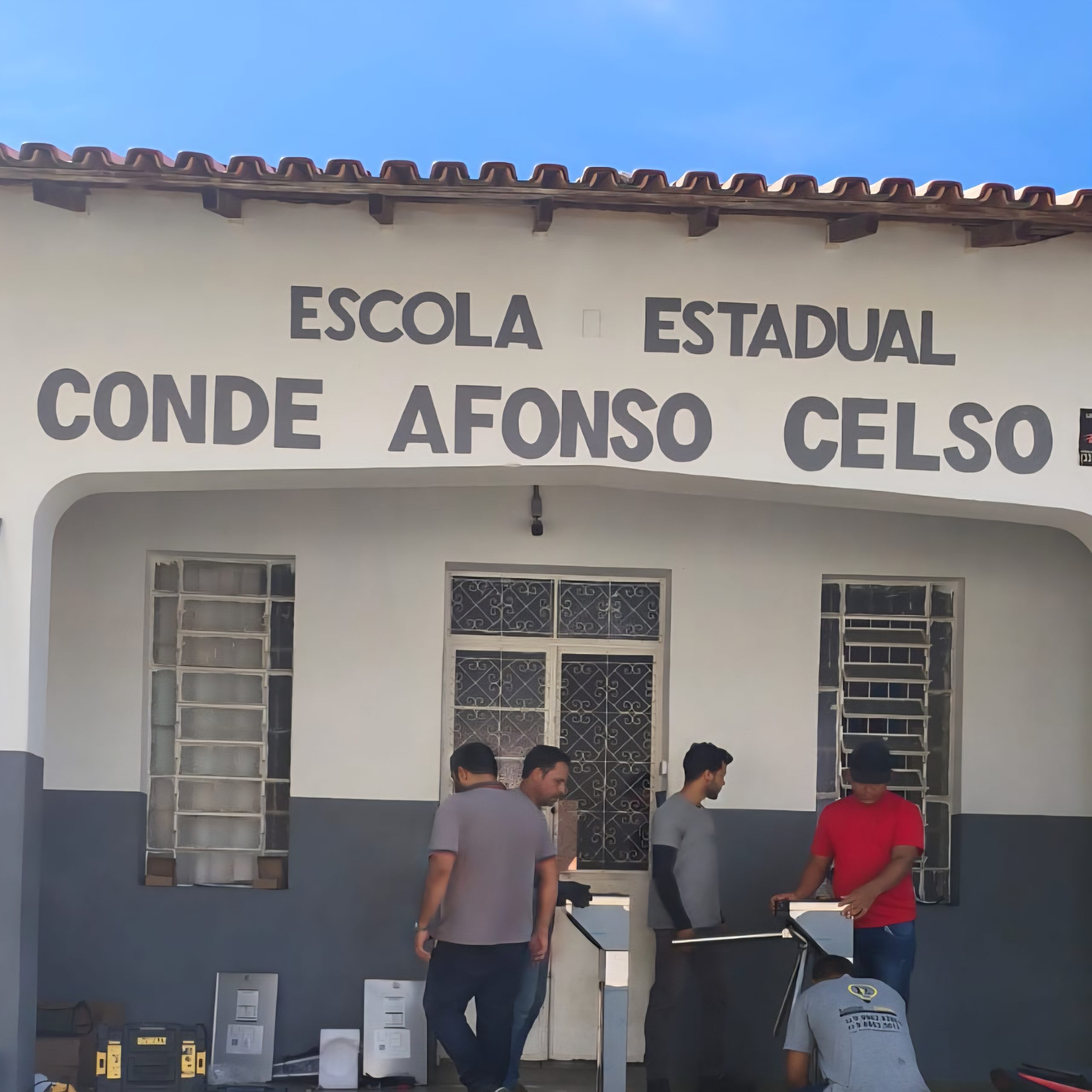 Escolas da rede estadual fortalecem segurança com catracas de reconhecimento facial