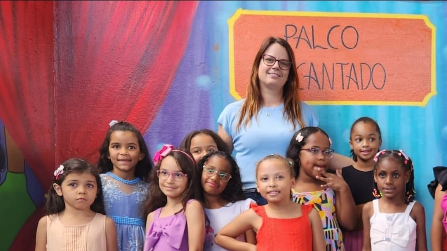 Escolas da rede estadual celebram o Dia do Teatro e do Circo com criatividade e protagonismo estudantil