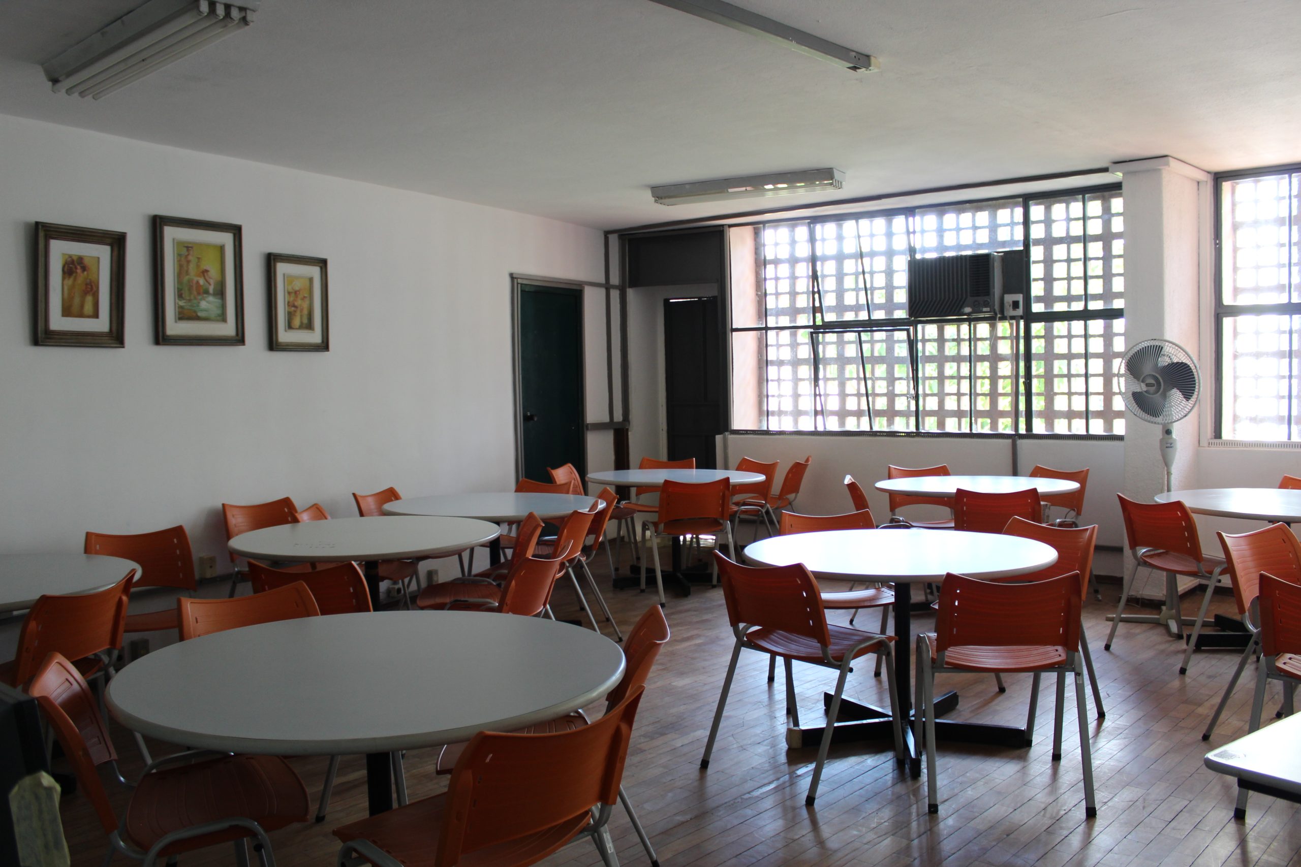 Educação publica edital para seleção interna de professores e especialistas formadores