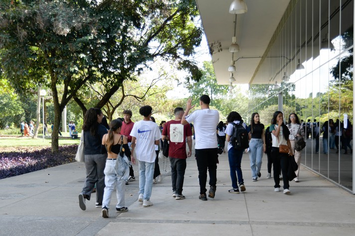 UFMG abre inscrições para o Seriado 2026 e amplia oportunidades de acesso ao ensino superior para estudantes da rede estadual